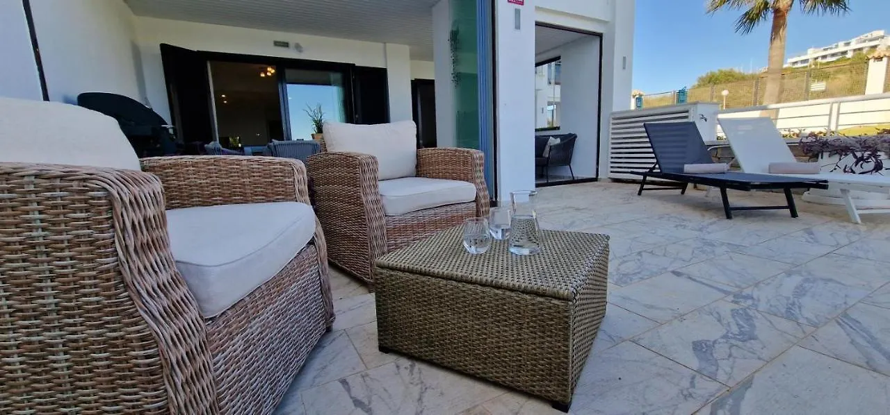 Casares Del Mar Luxury Apartment Màlaga