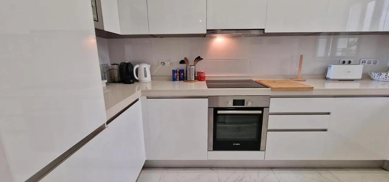 Casares Del Mar Luxury Apartment Màlaga