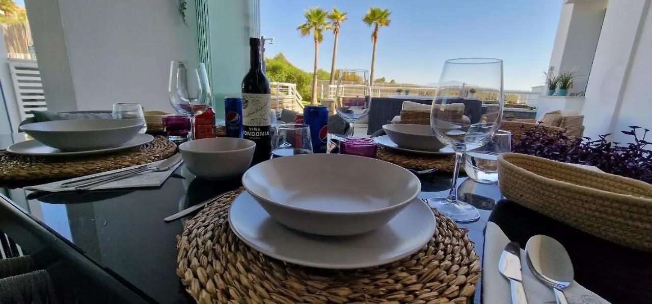 Casares Del Mar Luxury Apartment Malaga