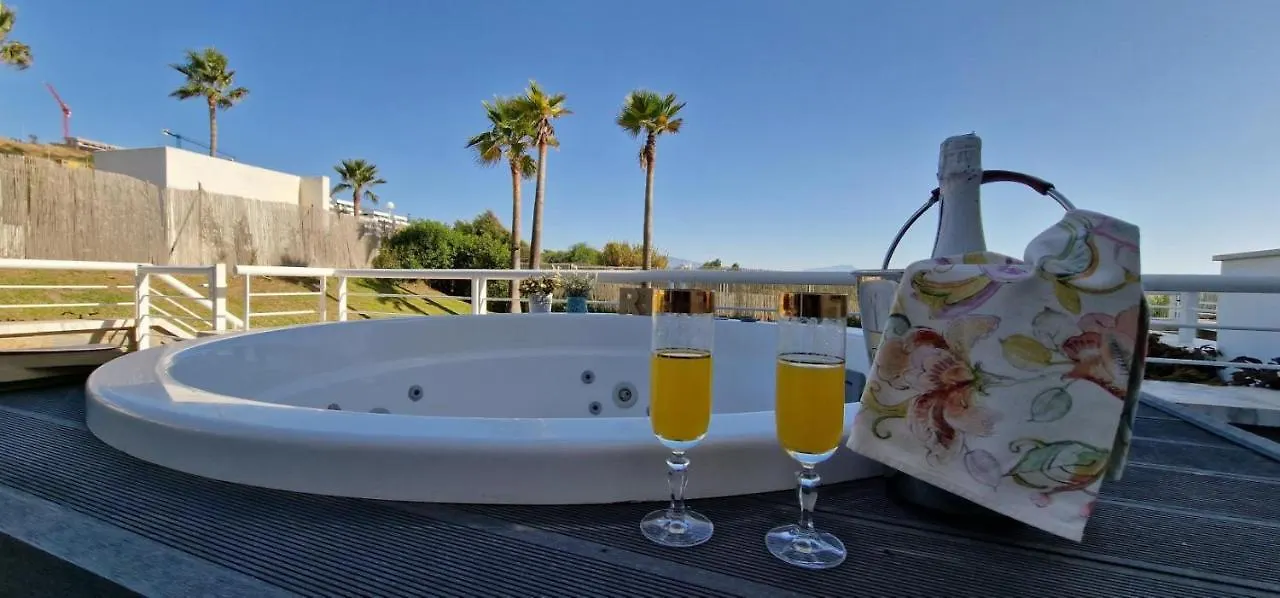 Casares Del Mar Luxury Apartment Malaga Spain