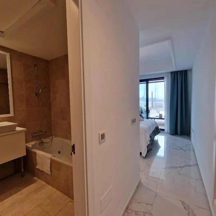 Casares Del Mar Luxury Apartment Malaga Spain