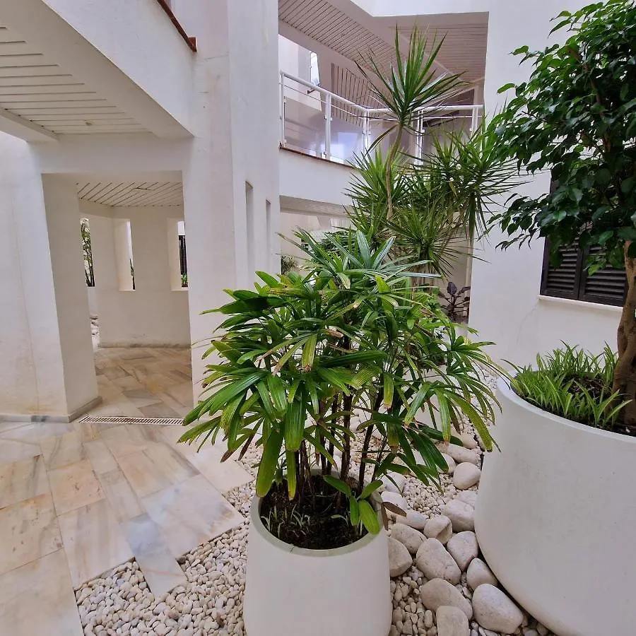 Casares Del Mar Luxury Apartment Malaga